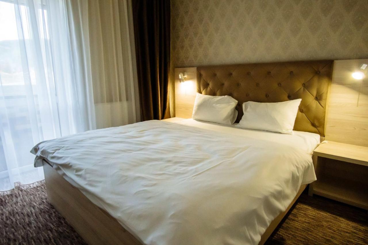 Kasimir Resort Hotel & Spa Bukovel Extérieur photo