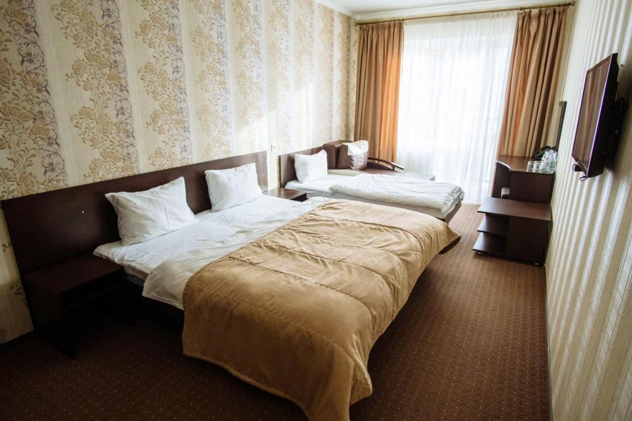 Kasimir Resort Hotel & Spa Bukovel Extérieur photo